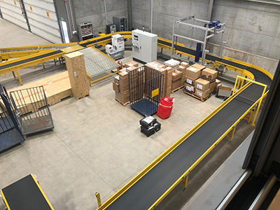 Vista a&eacute;rea de la zona de entrada de la mercanc&iacute;a en el sorter